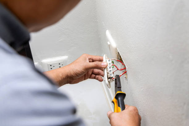 Best Affordable Electrician  in Salineville, OH